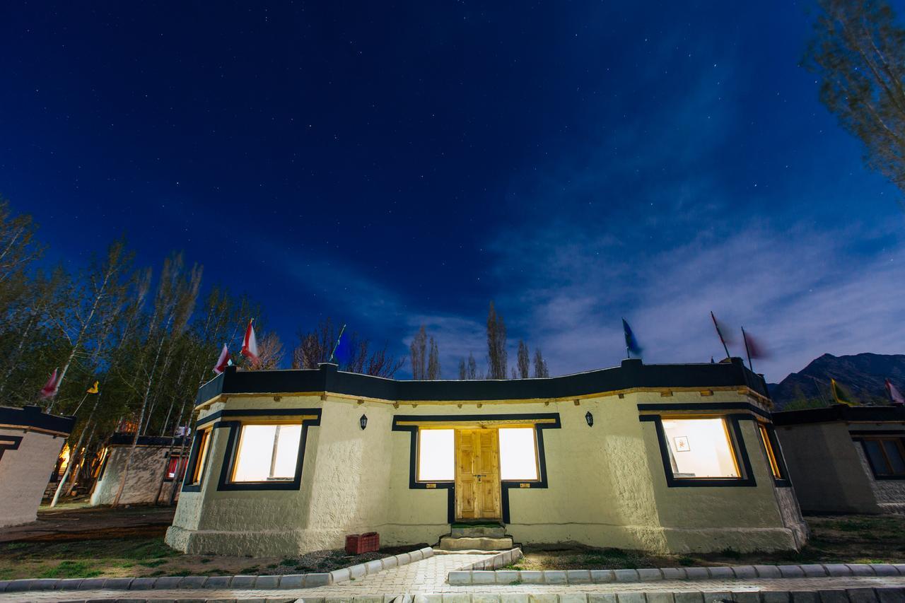 לה Ladakh Sarai Resort מראה חיצוני תמונה